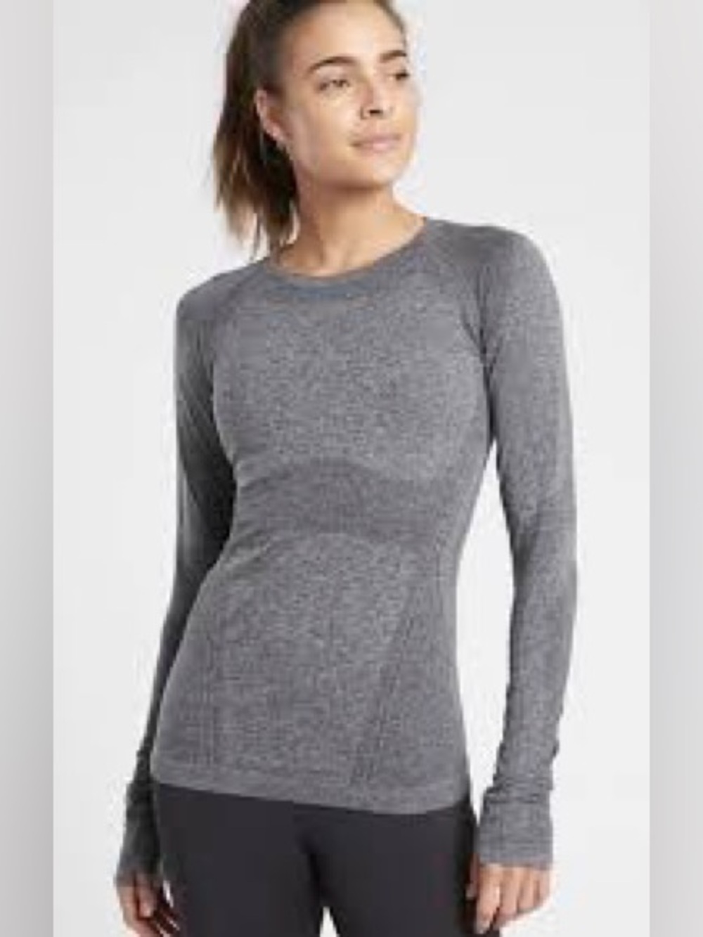 ATHLETA MOMENTUM TOP IN CHARCOAL HEATHER